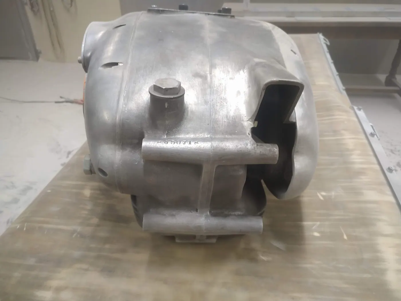 Aluminium-Getriebegehäuse vor dem Glasperlenstrahlen