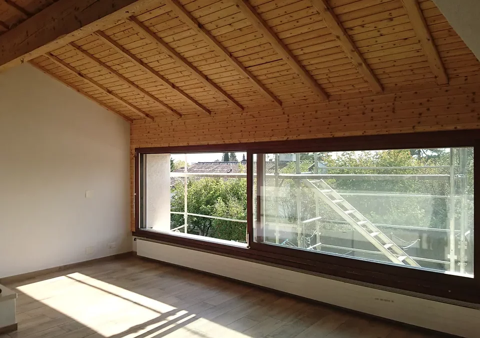 Ausgebauter Estrich: getäferte Decke: Baustelle von Ma-Tek (Softstrahlen), Foto 10