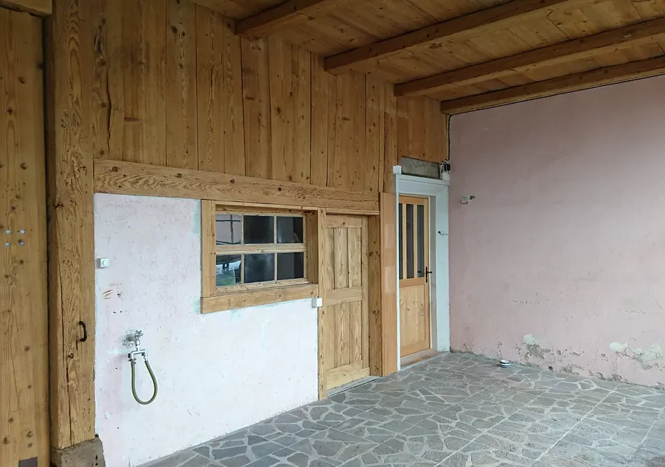 Scheune: Holzwände und Holzdecke: Baustelle von Ma-Tek (Softstrahlen), Foto 2