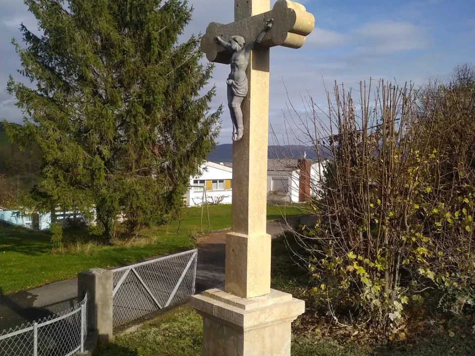 Monumentale Steinkreuze – Baustelle von Ma-Tek (Nassstrahlen), Foto 1