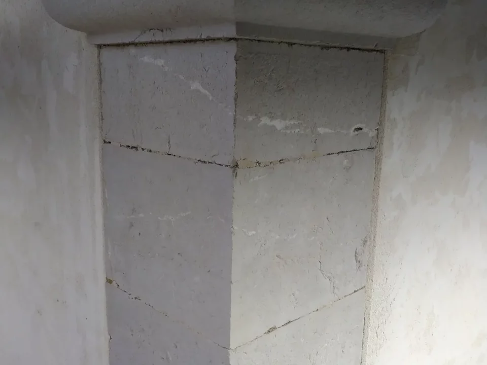Steinumrahmungen und Fassade – Baustelle von Ma-Tek (Nassstrahlen), Foto 4