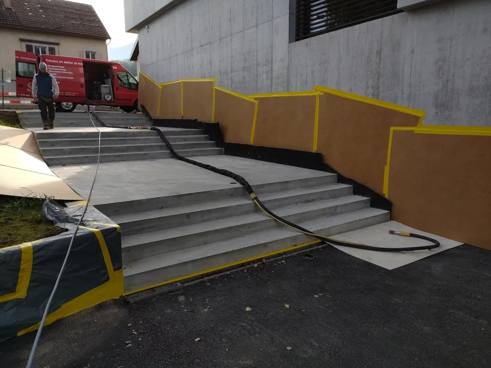 Aussentreppe aus Beton – Baustelle von Ma-Tek (Nassstrahlen), Foto 2